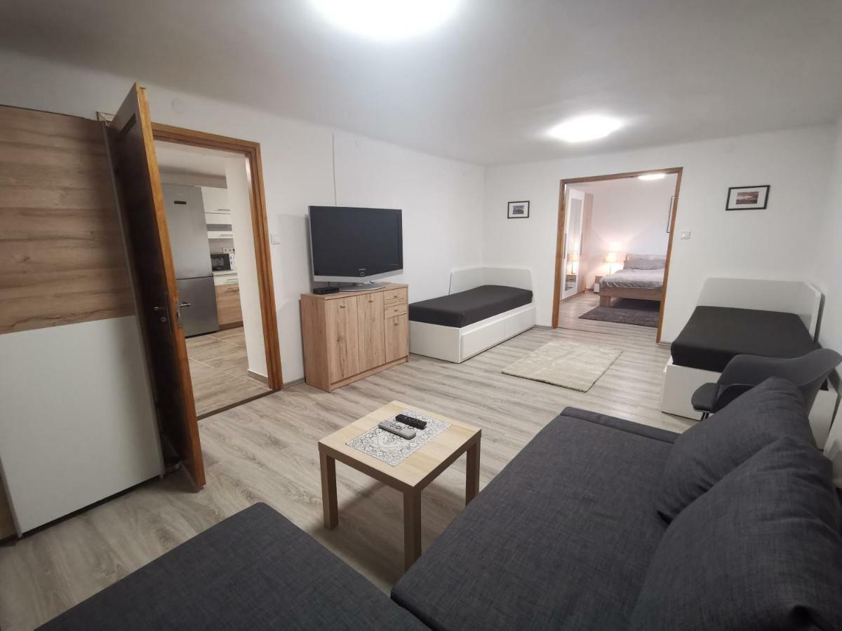 Szent Erzsebet Apartmanhaz Kecskemet Exterior photo